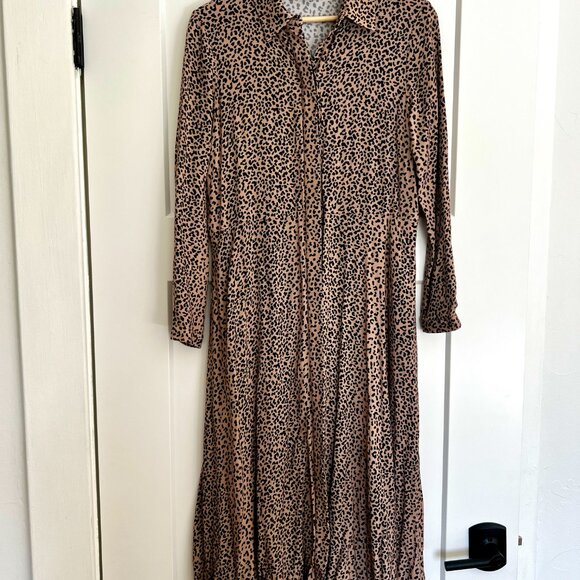 Tuckernuck | Aster Leopard Print Button Down Midi Shirt Dress Long Sleeve | M - Picture 14 of 16